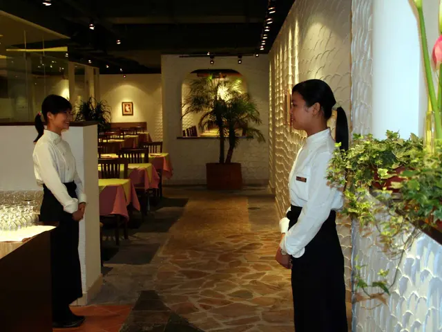 お客様のニーズにあった作品を経験豊富な技術で撮影致します。人・物・イベント対応