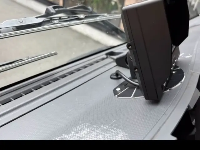 バック駐車の強い味方！お車に安心と安全を確かな技術でお届けします♪サービスの画像