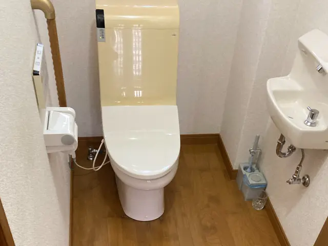 便器の交換お任せください。設備屋25年以上の実績が現場対応力の幅につながる☆☆サービスの画像