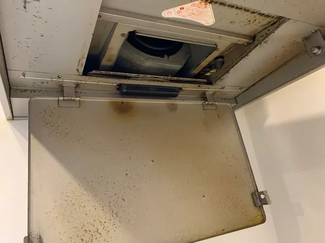 《営業時間外も対応可◎》女性スタッフ在籍！損害保険加入済み◎隅々まで徹底洗浄！サービスの画像