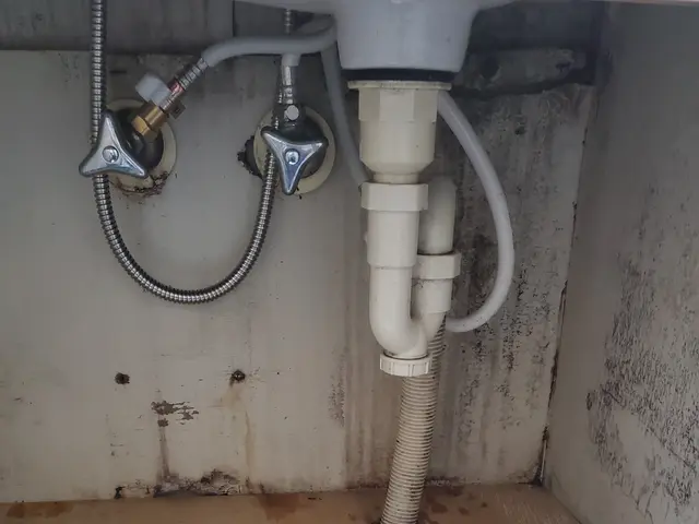 無料駐車場をご用意で300円値引き　大手作業歴15年　損保加入　P当社負担サービスの画像