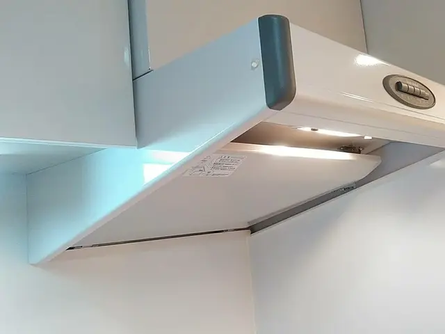 ★レンジフード(換気扇)のお掃除は私達にお任せください★油汚れスッキリ★サービスの画像