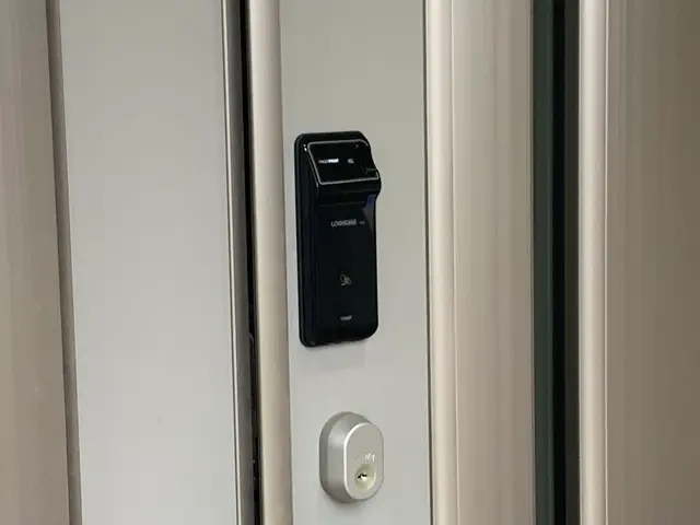 電子錠取付専門店 ログホーム電子錠メーカーです！サービスの画像