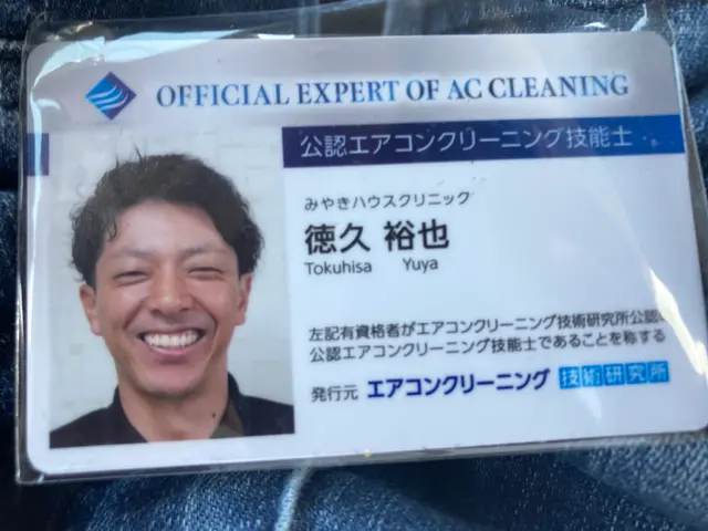 エアコン壁掛分解洗浄サービスの画像