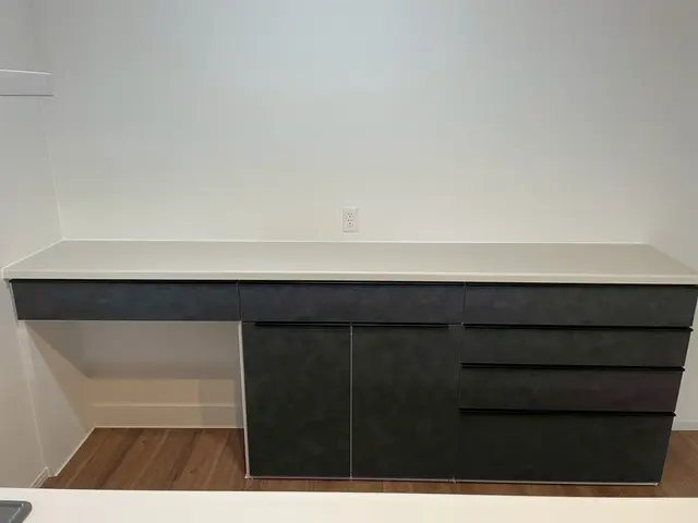 カップボード・吊戸棚　取り付けサービスの画像