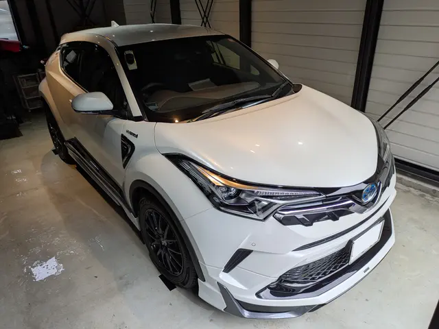 純水を使用したプロショップが手掛ける、手洗い洗車(トップコート仕上げ)サービスの画像