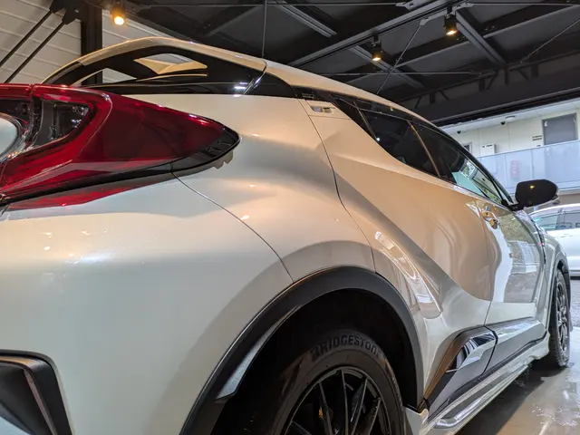 純水を使用したプロショップが手掛ける、手洗い洗車(トップコート仕上げ)サービスの画像