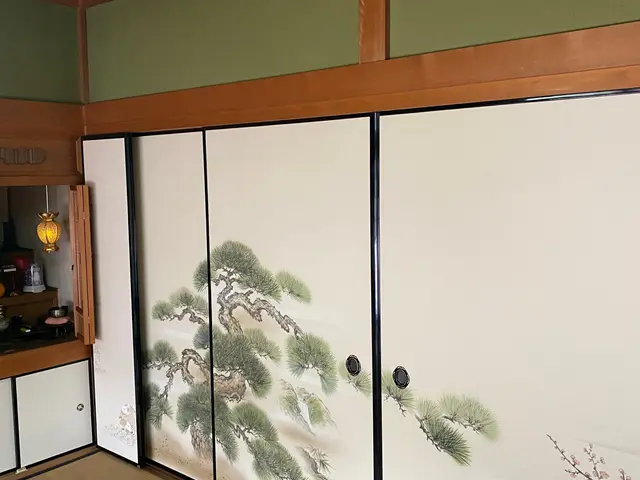 地域密着！奈良市、木津川市歓迎！ふすまの張り替え、障子、アミド、畳張り替え！サービスの画像