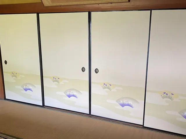 地域密着！奈良市、木津川市歓迎！ふすまの張り替え、障子、アミド、畳張り替え！サービスの画像