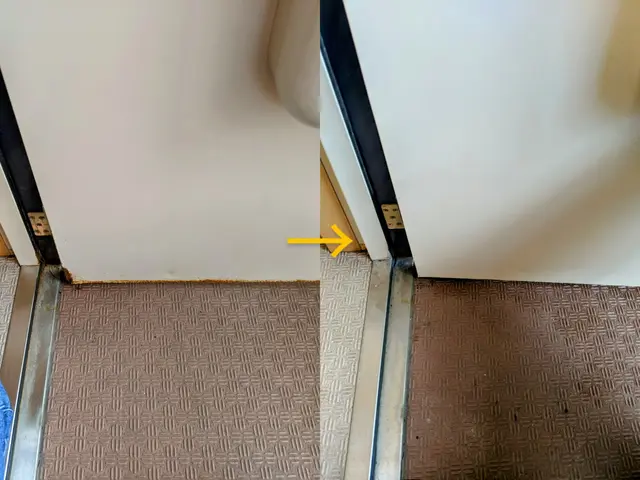 玄関ドアを交換せずにダイノックシート、塗装にて綺麗にしますサービスの画像