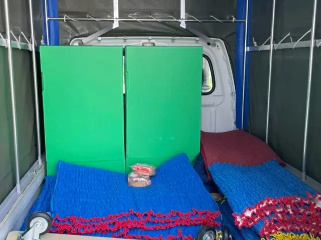 単身引越は下中運輸で！安心の2名作業！引越専用車両で親切丁寧に作業致します！サービスの画像