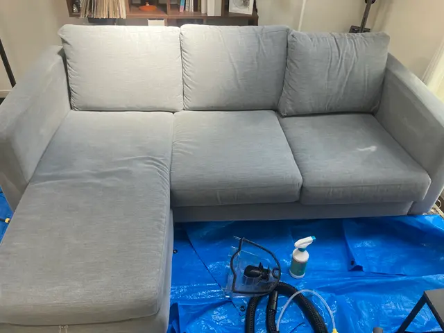 ソファークリーニング専門店！オリジナル洗浄液使用！気になる汚れ、シミ、臭いにサービスの画像