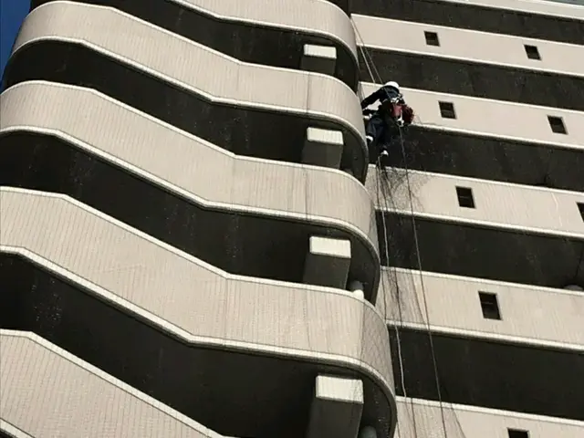 業界歴10年の経験実績あり！現金支払いに限り表示価格から2,000円値引します!サービスの画像