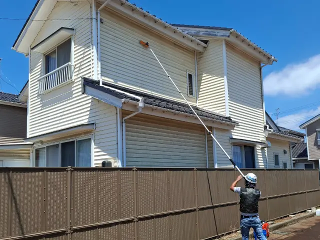 【業歴30年以上】外壁洗浄サービス｜地元職人が丁寧対応します！サービスの画像