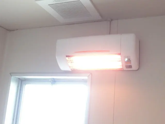 【神戸  北区発】浴室換気乾燥機取替, 先ずは 写真で後継機種を選択いたします。サービスの画像