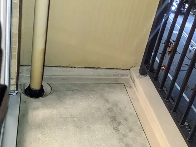 【年中無休】太陽光発電システムへのハト被害対策を得意としております。サービスの画像