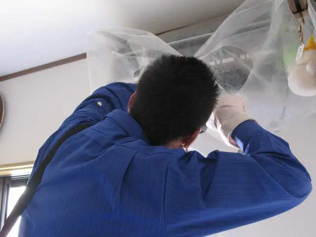 ご予約時にエアコンの型式をご連絡願います。不明な時はご連絡ください。サービスの画像