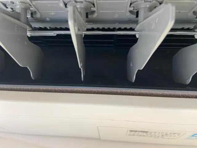 ご予約時にエアコンの型式をご連絡願います。不明な時はご連絡ください。サービスの画像