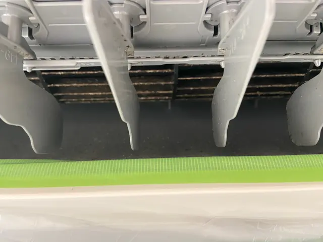 ご予約時にエアコンの型式をご連絡願います。不明な時はご連絡ください。サービスの画像