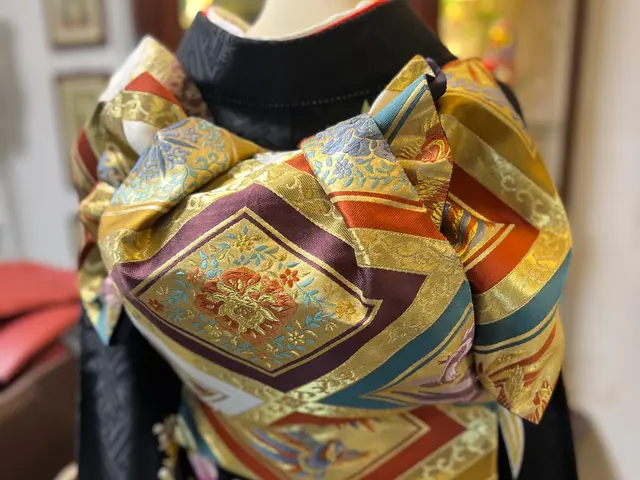 【経験40年】体型に合う着付けいたします☆ぽっちゃりの方は高さのない飾り結