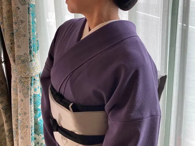 【経験40年】体型に合う着付けいたします☆ぽっちゃりの方は高さのない飾り結