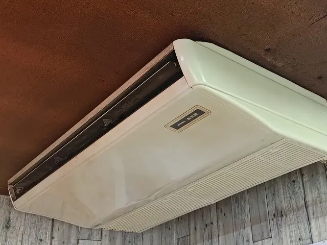 エアコン取外し◎不要になったエアコンの無料回収◎女性スタッフ同行可能サービスの画像