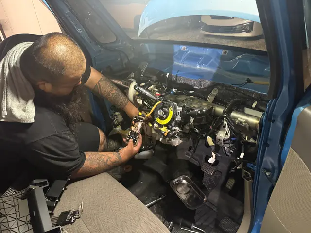 カーナビのドライブキャンセラー、Fire TV Stick等の社外部取り付けますサービスの画像