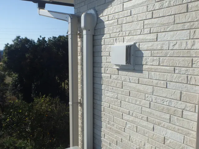 隠蔽配管工事工事対応　業務実績35年、地元密着!量販店とは一味違う室外機周りサービスの画像