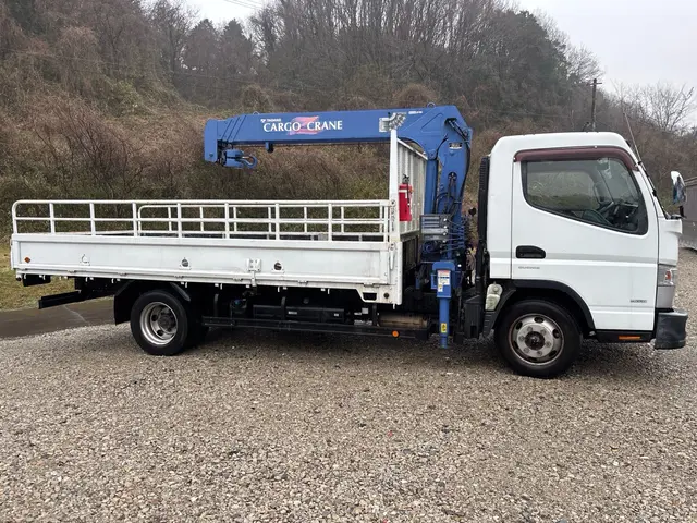 2トン箱車で荷台の容積6.8m3まで積み放題です。お急ぎの対応も可能です。サービスの画像