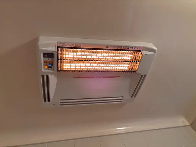 浴室乾燥暖房機交換取り付けサービスの画像