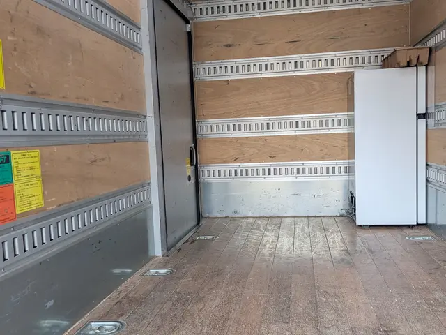 【軽トラック以上可能！同乗可能！】洗濯機取り付け無料！ハンガーBOX無料！サービスの画像