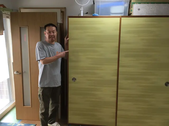 あなたの街の表具内装店です。襖　障子　壁紙　新調から張替までお任せ下さい。サービスの画像