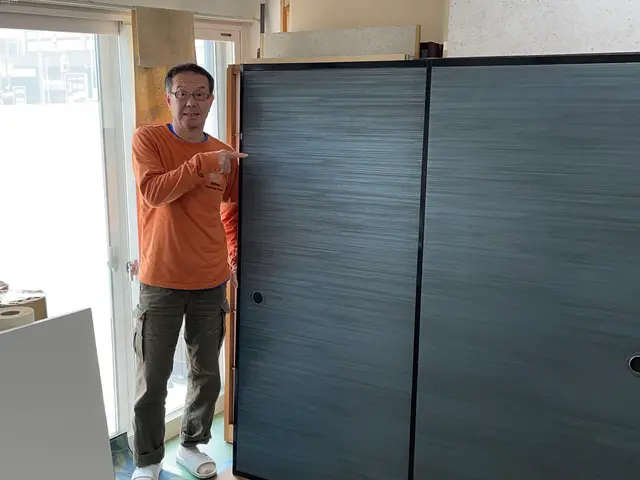 あなたの街の表具内装店です。襖　障子　壁紙　新調から張替までお任せ下さい。サービスの画像