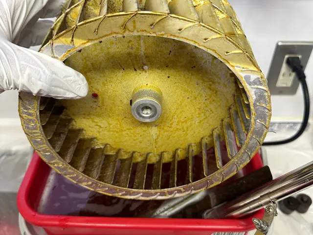 プロの技術でご満足いただけるように心を込めて作業いたしますサービスの画像