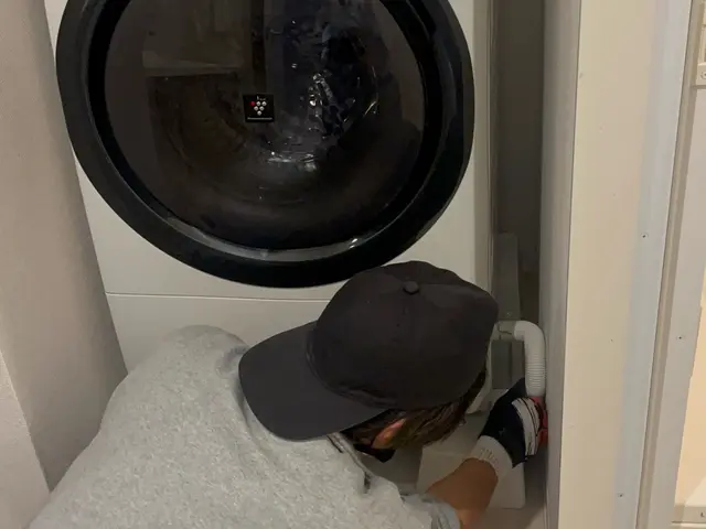 重くて大変な作業お手伝いします！取外し取付込み料金です！サービスの画像