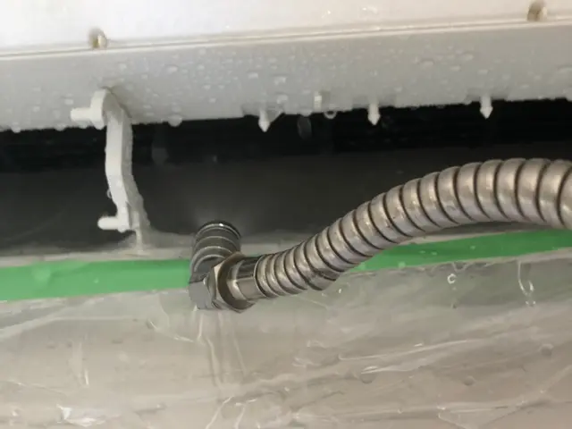 エアコンクリーニング15年以上の経験と年間1000台近くの実績でキレイにしまサービスの画像