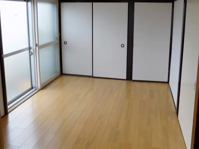 お子様、障害者、高齢者のご家族に和室を洋室化しませんか？床天井から建具まで！サービスの画像