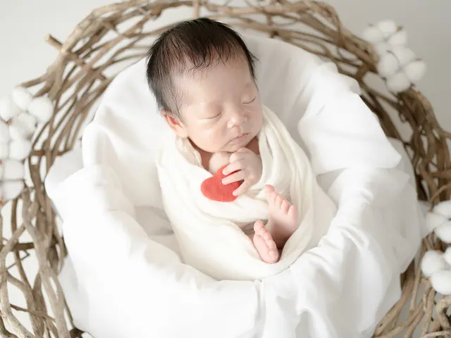 【函館地域密着！】ニューボーンフォト専門カメラマン♩