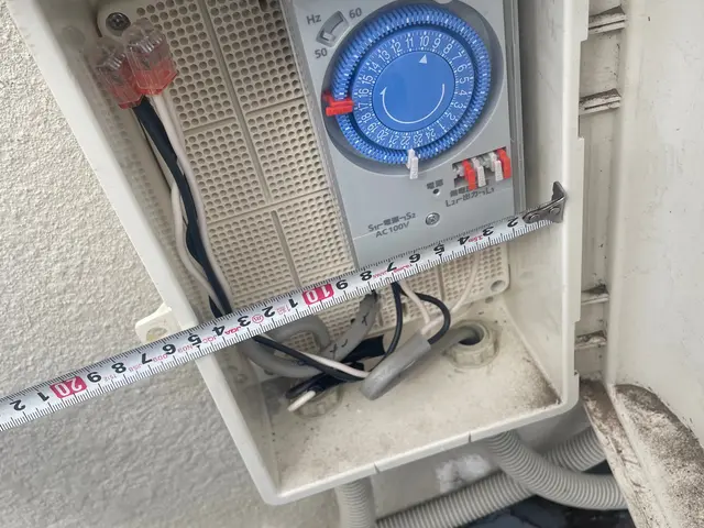 第1種電気工事士の私が訪問致します!配線加工が必要な照明も対応しております!サービスの画像