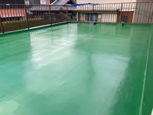 【雨漏り修理の専門店】業歴30年以上◆1級技能士が一貫して対応します。保険加入済サービスの画像