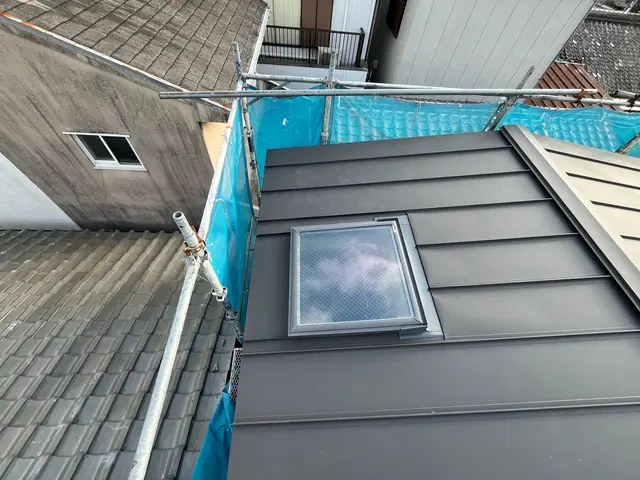 20年のベテランが贈る、愛犬家の屋根修理・1,000件以上の豊富な実績サービスの画像