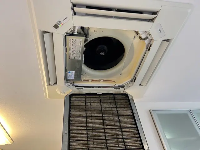 天井埋め込みエアコン★家庭用の場合は表記価格から-￥5500お値引！サービスの画像