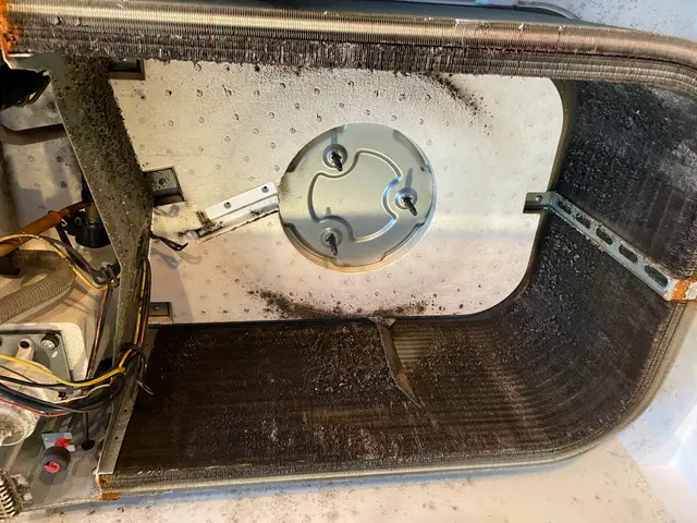 高松市発！エアコン洗浄専門業者、年間3000台以上の実績！迅速、丁寧仕上りに自信サービスの画像