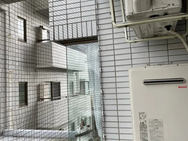 翌日可！有資格者によるカラス駆除&防止策！獰猛なカラスからの被害0目指す専門家！サービスの画像