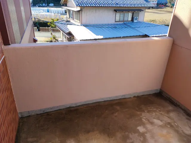 【PayPay使えます】年中無休！外壁、塀高圧洗浄！苔、黒ずみ落とせます！サービスの画像