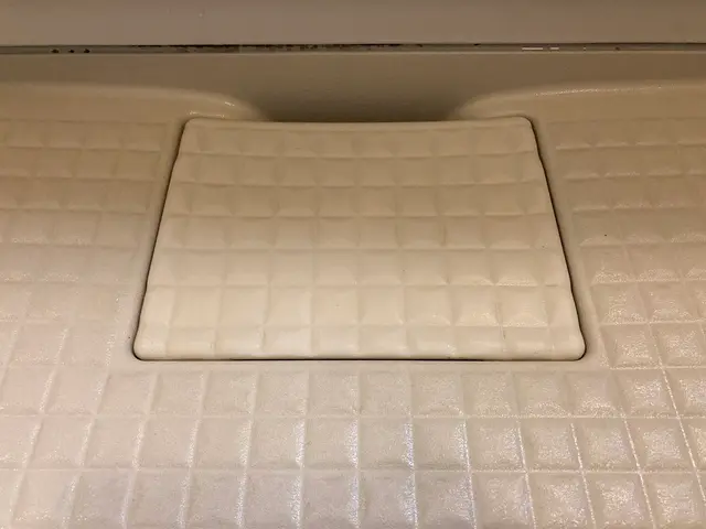 天井のカビ，石鹸カスが付着した壁とか，気になりませんか？浴室クリーニングで解決！サービスの画像