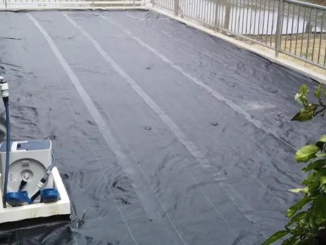 【三重県発】防草シートを貼ると草刈りがとっても楽になりますよ！サービスの画像