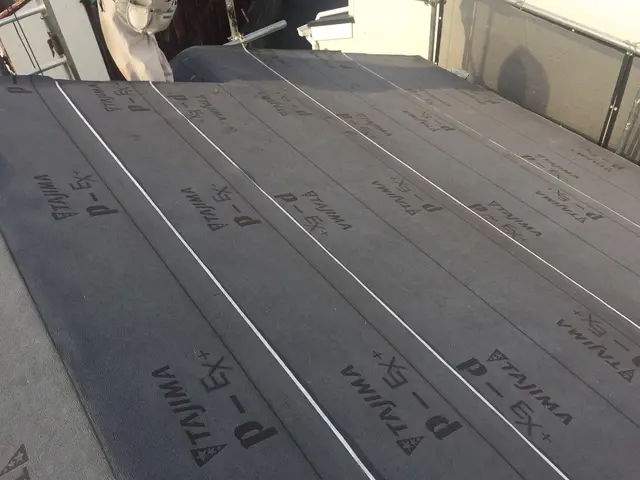 屋根葺き替え工事★確かな技術力で屋根修理★迅速、丁寧に対応★アフターケアも○サービスの画像