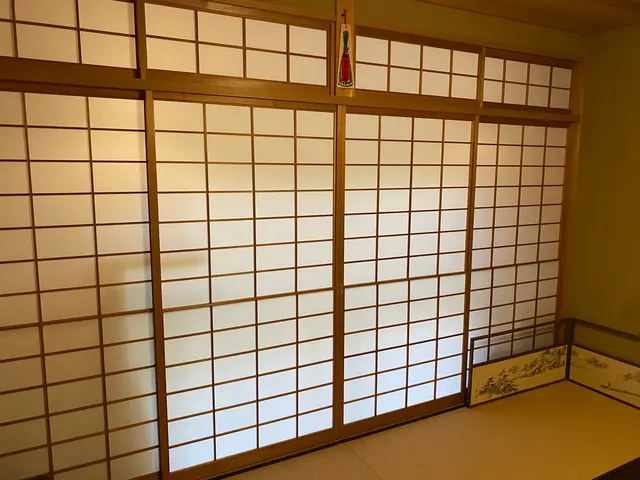 障子張り替えをお考えのお客様、是非当店へお任せください！サービスの画像