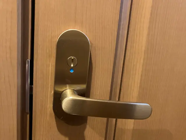 内装設計、施工の経験を活かした安心安全なドアノブ交換サービスの画像